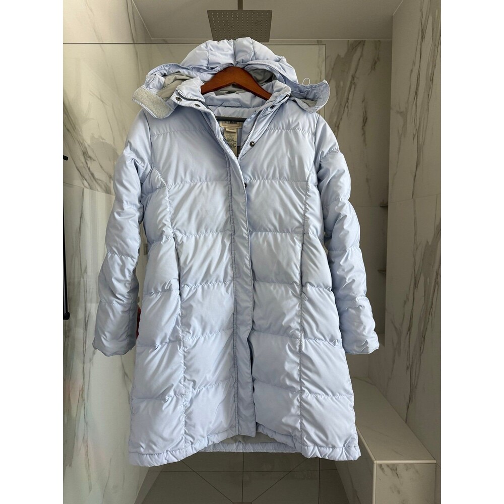 LL Bean Womens Ultrawarm Down Winter Jacket with Hood Reg Small, LIGHT BLUE